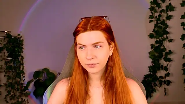 AliceCUNTach online show from May 9, 5:11 am