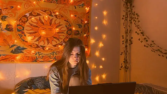 AliceCUNTach online show from February 19, 5:04 am