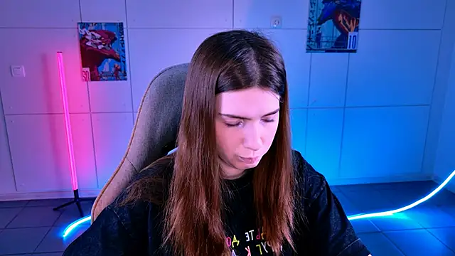 AliceCUNTach online show from November 14, 5:11 am