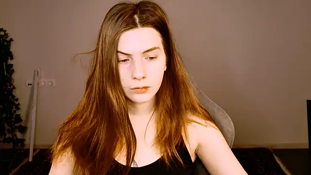 AliceCUNTach online show from November 30, 5:08 am