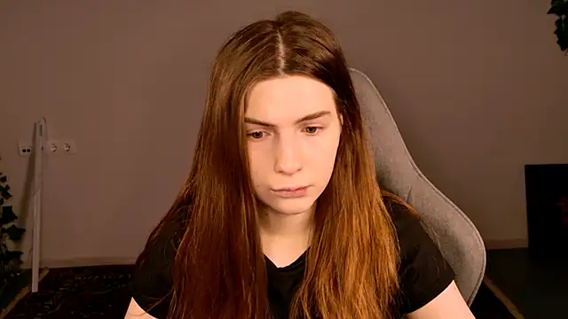 AliceCUNTach online show from November 28, 5:07 am