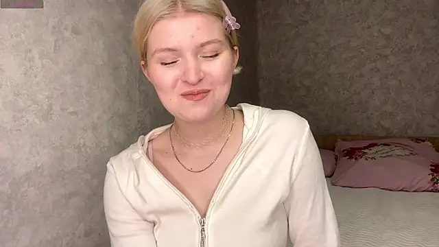 Snapshot of ShontaWasilko chatting on February 9, 9:13 pm ShontaWasilko online show from February 9, 9:13 pm