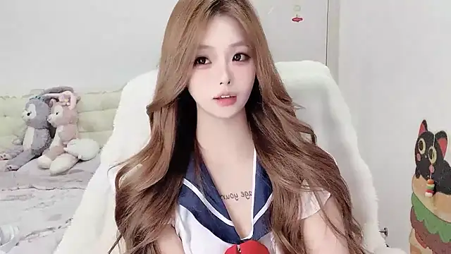 Snapshot of xiaoyugan-99 chatting on November 28, 3:23 pm xiaoyugan-99 online show from November 28, 3:23 pm