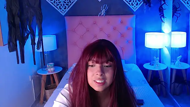 Maia Reficco online show from October 16, 12:24 pm