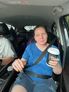 aussiepeaches online show from December 22, 9:26 pm