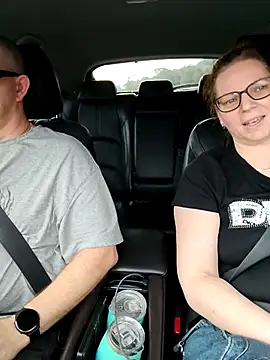 aussiepeaches online show from November 16, 7:02 am