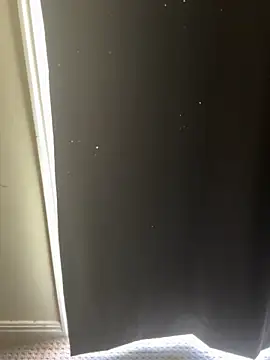 aussiepeaches online show from November 17, 2:37 am