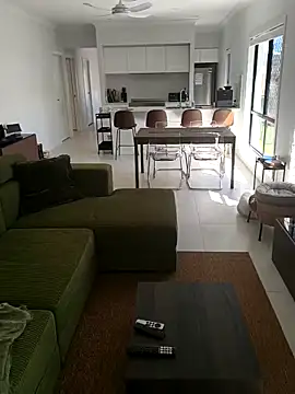 aussiepeaches online show from April 12, 3:21 am