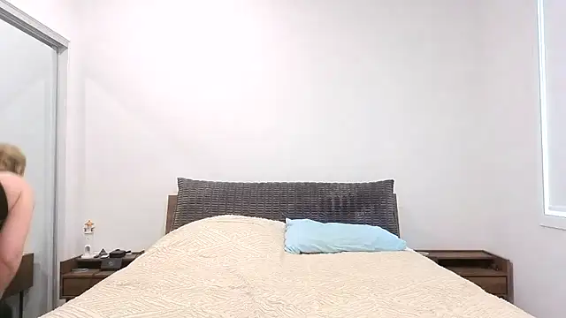 aussiepeaches online show from May 14, 12:51 am