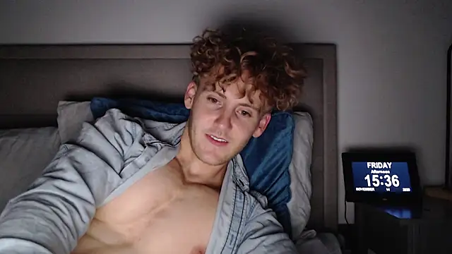 DominantAlex18 online show from November 14, 3:37 pm