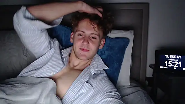 DominantAlex18 online show from October 28, 3:22 pm