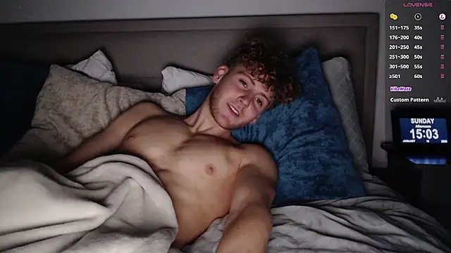 DominantAlex18 online show from January 18, 3:04 pm