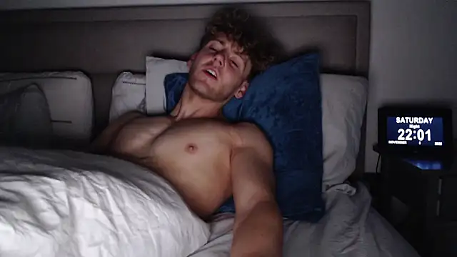 DominantAlex18 online show from November 8, 10:02 pm