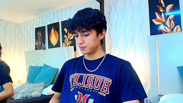 Lean Portman online show from November 28, 9:04 pm