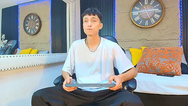 Lean Portman online show from June 2, 1:55 pm