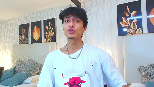 Lean Portman online show from November 11, 8:36 pm