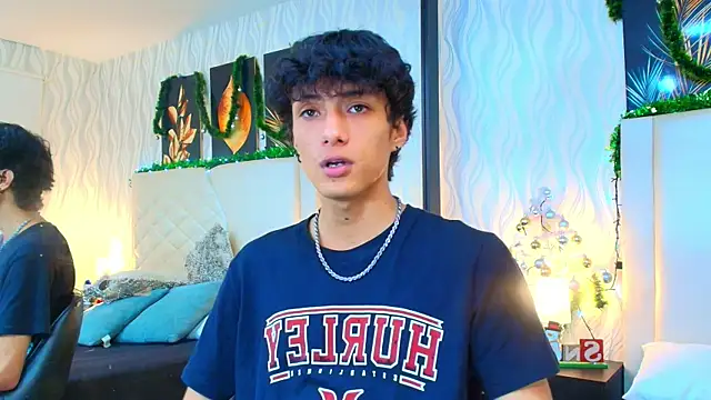 Lean Portman online show from December 15, 10:04 pm