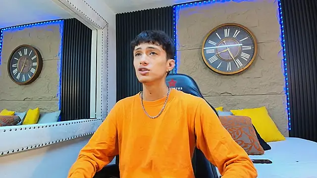 Lean Portman online show from June 17, 1:43 pm