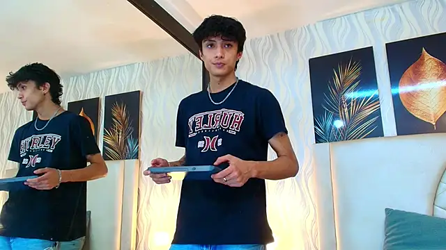 Lean Portman online show from December 2, 8:43 pm