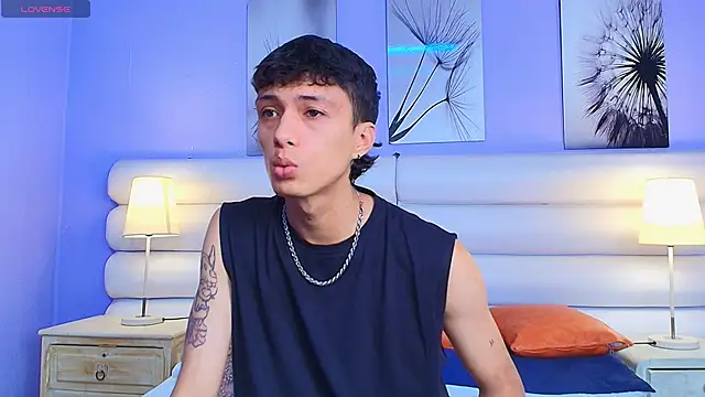 Lean Portman online show from March 18, 3:03 pm