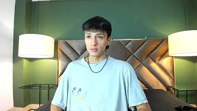 Lean Portman online show from March 28, 3:24 pm