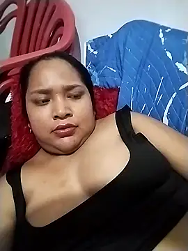 Snapshot of Angelly_ricura chatting on November 26, 2:33 am Angelly ricura online show from November 26, 2:33 am