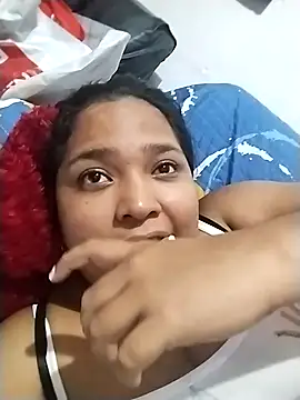 Snapshot of Angelly_ricura chatting on November 22, 1:26 am Angelly ricura online show from November 22, 1:26 am