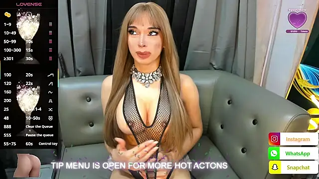 Snapshot of MISTRESSMonica_xxx chatting on July 18, 11:52 am MISTRESSMonica xxx online show from July 18, 11:52 am