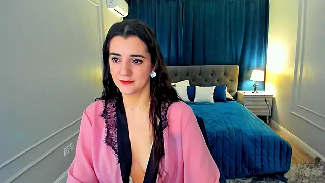 Snapshot of mintydaze chatting on November 26, 11:43 am mintydaze online show from November 26, 11:43 am