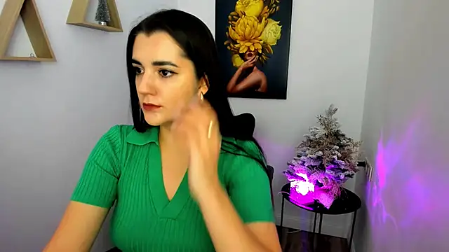 Snapshot of mintydaze chatting on December 1, 7:37 pm mintydaze online show from December 1, 7:37 pm