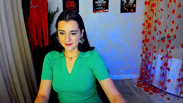 Snapshot of mintydaze chatting on October 25, 7:47 pm mintydaze online show from October 25, 7:47 pm