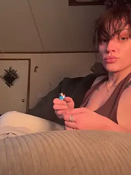 Crooked Angel online show from November 25, 8:14 am