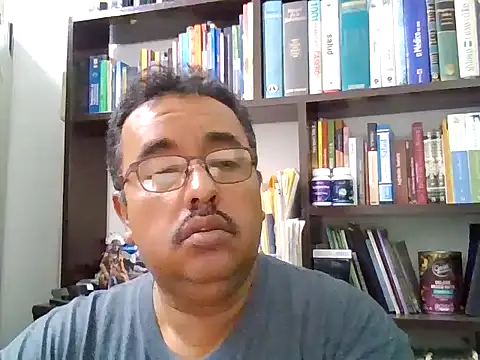 Snapshot of HomHot47 chatting on October 8, 2:24 am HomHot47 online show from October 8, 2:24 am
