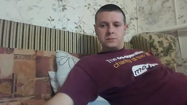Snapshot of nedstark12 chatting on September 23, 7:26 am nedstark12 online show from September 23, 7:26 am