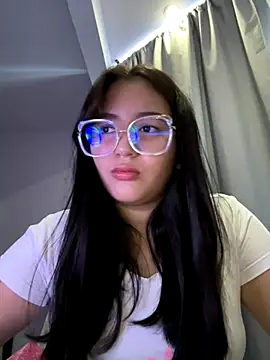 Snapshot of Angeldusttt chatting on September 25, 4:57 pm Angeldusttt online show from September 25, 4:57 pm