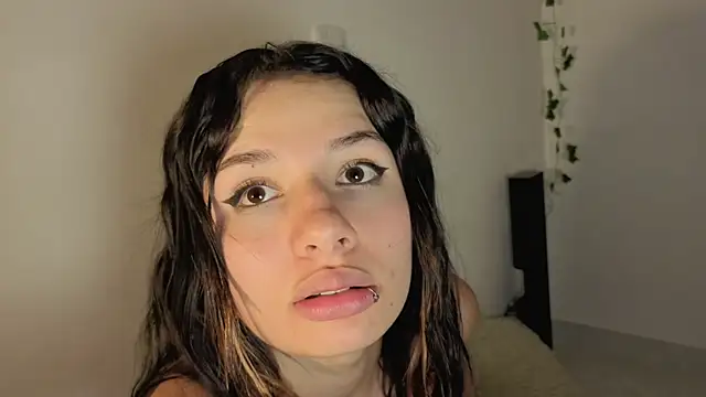 0ne 0f 0ne online show from November 4, 11:30 pm