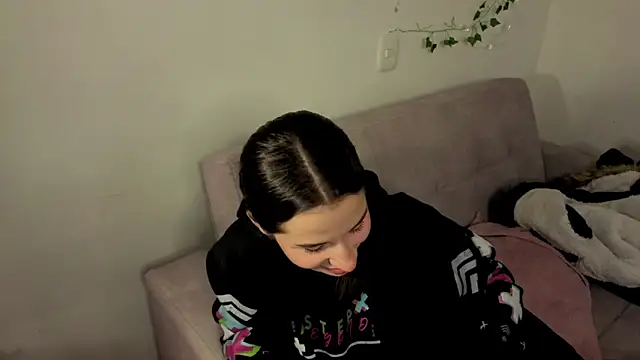 0ne 0f 0ne online show from January 12, 1:12 am