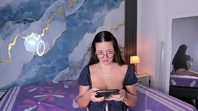 KateMoorex online show from November 12, 11:58 am