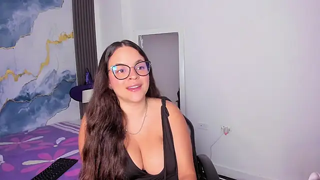 KateMoorex online show from October 27, 12:06 pm