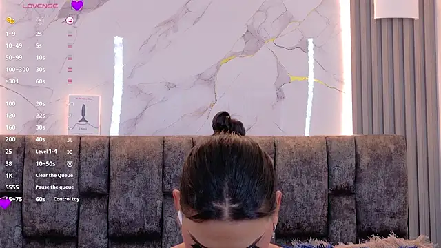 Ava Cristi online show from November 6, 1:48 pm