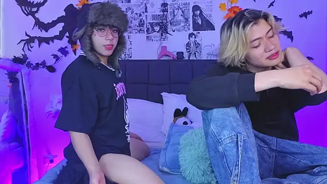 Snapshot of Vamps_Lovers chatting on October 30, 12:47 pm Vamps Lovers online show from October 30, 12:47 pm