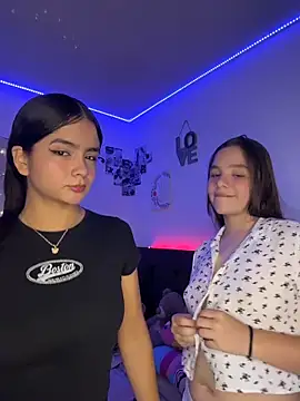 Ashley and Zoe online show from March 18, 3:35 pm