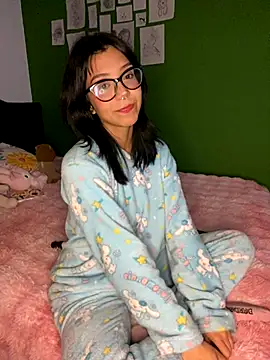 Valen-Foxx online show from September 28, 5:58 am