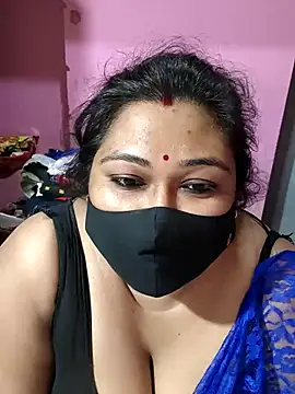 Snapshot of hotbhabhi011 chatting on June 6, 4:01 pm hotbhabhi011 online show from June 6, 4:01 pm