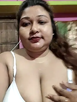 Snapshot of hotbhabhi011 chatting on September 25, 2:06 am hotbhabhi011 online show from September 25, 2:06 am