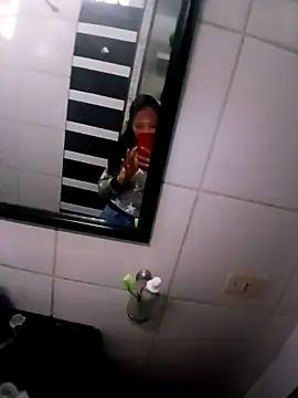 Snapshot of Venuxx chatting on December 14, 6:24 pm Venuxx online show from December 14, 6:24 pm