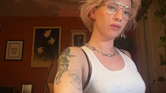 odessa-thorne online show from January 7, 7:24 am