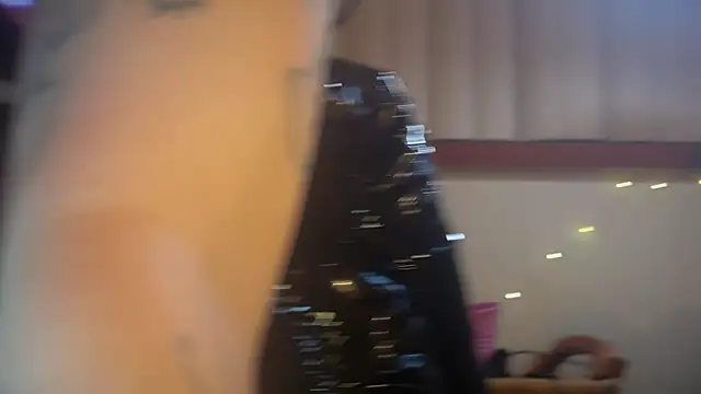 odessa-thorne online show from January 12, 1:01 am