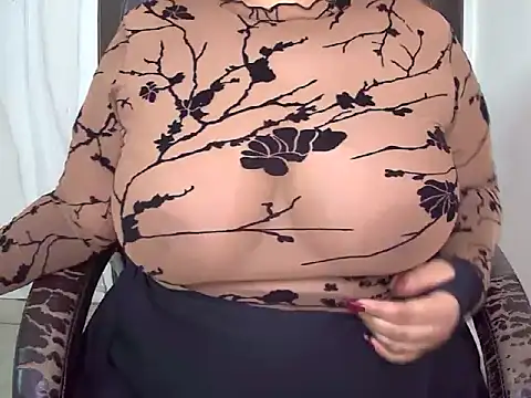 mrymlove online show from April 15, 7:58 pm