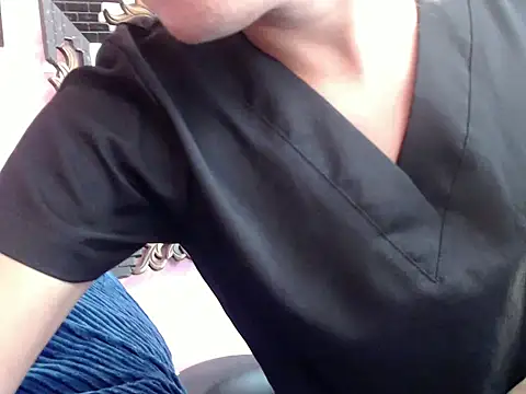 Snapshot of Gddss_Cummer chatting on September 26, 4:08 am Gddss Cummer online show from September 26, 4:08 am